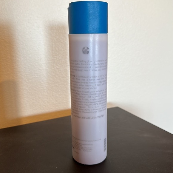 Nu‎ Skin Liquid Body Lufra Exfoliating Skin Scrub 8.4 oz - Picture 2 of 2